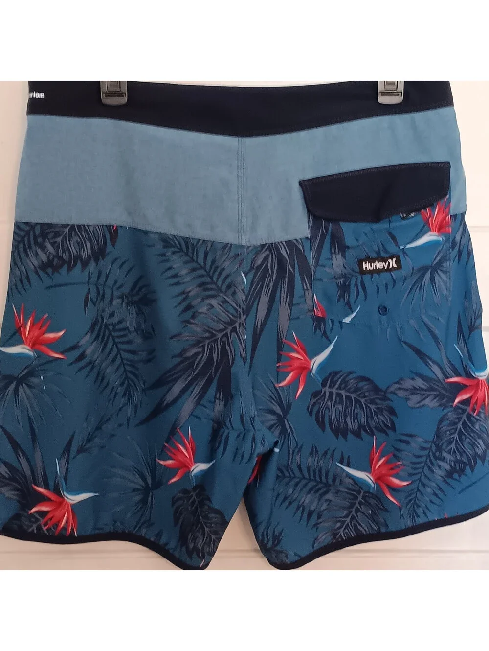 Hurley Phantom Men's Board Shorts Size 34 Length 18 Blue Floral Drawstring